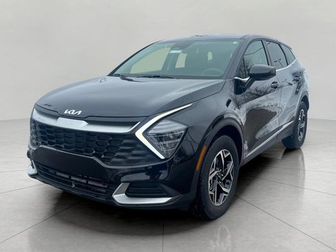Certified 2025 Kia Sportage LX image 4