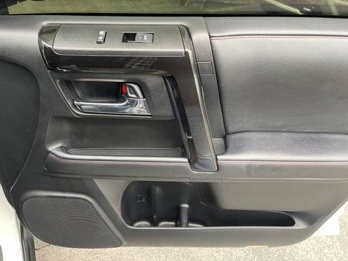 Used 2021 Toyota 4Runner TRD Off-Road Premium image 19