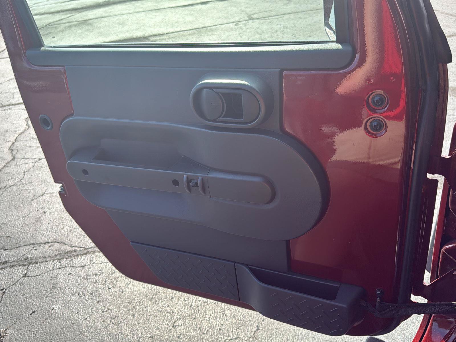 Used 2010 Jeep Wrangler Sport AWD/4WD image 13