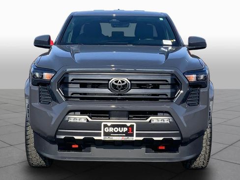 Used 2025 Toyota Tacoma SR5 RWD image 4