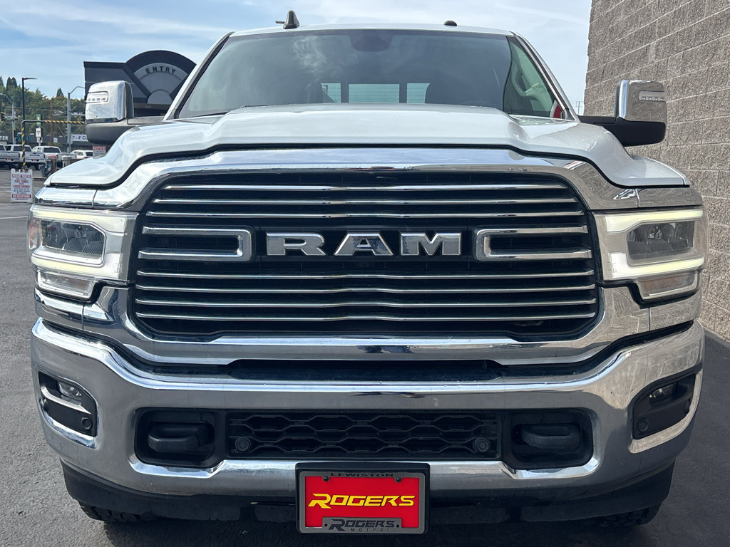 Used 2023 RAM 3500 Laramie AWD/4WD image 2