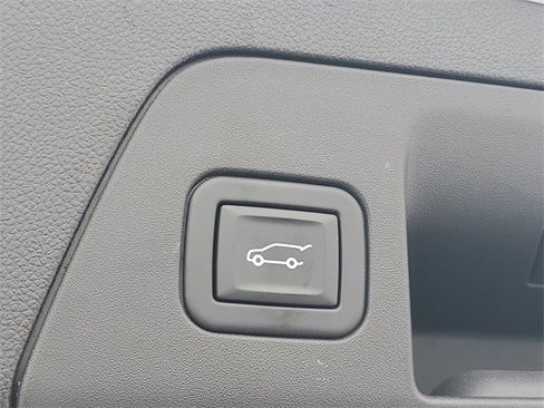 Used 2023 Buick Envision Preferred w/ Sport Touring Package image 9