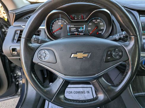 Used 2018 Chevrolet Impala LT FWD image 42