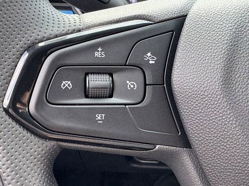 New 2026 Chevrolet Trax LS w/ LS Convenience Package FWD image 20