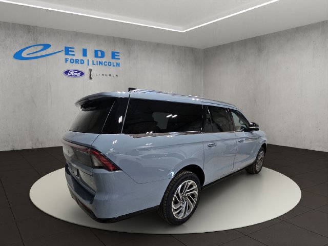 New 2027 Lincoln Navigator L Reserve AWD/4WD image 9