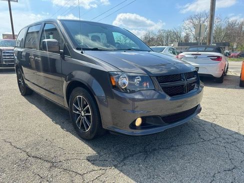 Used 2019 Dodge Grand Caravan SE image 7
