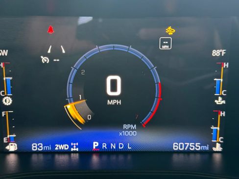 Used 2023 Chevrolet Colorado Trail Boss w/ Safety Package AWD/4WD image 24