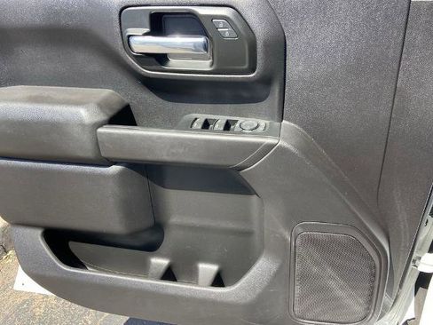 Used 2024 Chevrolet Silverado 1500 Custom w/ Turbomax Blackout Package RWD image 17