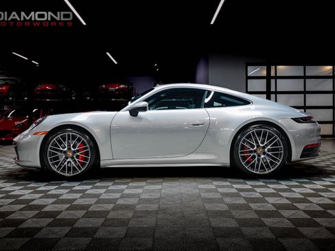 Used 2023 Porsche 911 Carrera 4S image 9