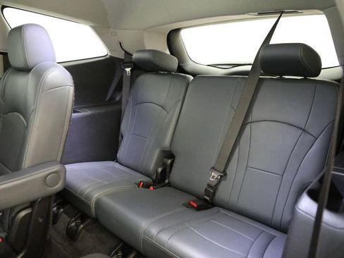 Certified 2019 Buick Enclave Essence w/ Trailering Package, 5000 lbs. AWD/4WD image 12