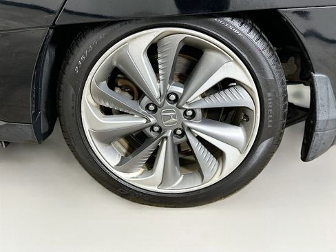 Used 2018 Honda Clarity Touring image 11