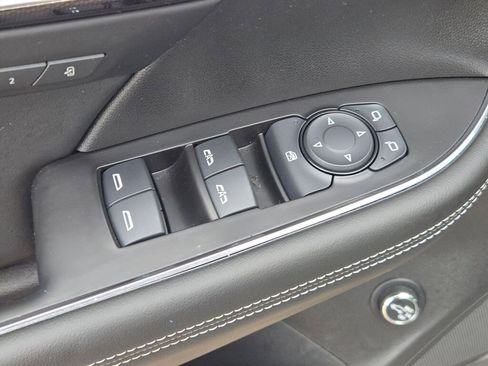 Used 2023 Buick Envision Essence image 20