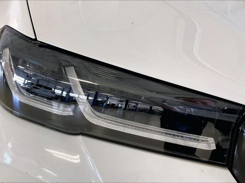 Used 2023 BMW 530e w/ M Sport Package RWD image 25