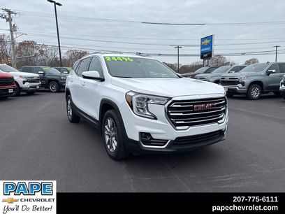 Used 2024 GMC Terrain SLT
