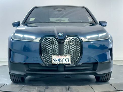 Used 2024 BMW iX xDrive50 w/ Convenience Package AWD/4WD image 10