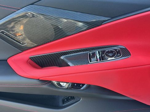 Used 2025 Chevrolet Corvette Stingray Preferred Cpe w/ Z51 Performance Package RWD image 22