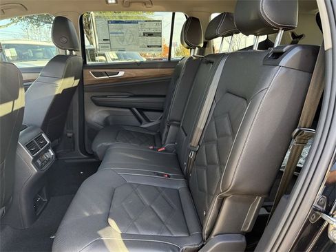 New 2026 Volkswagen Atlas SE image 20