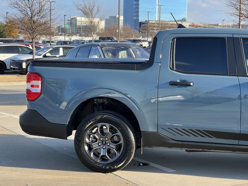 Used 2023 Ford Maverick XLT w/ XLT Luxury Package image 11