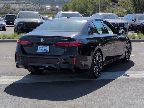 New 2026 BMW 530i RWD image 7