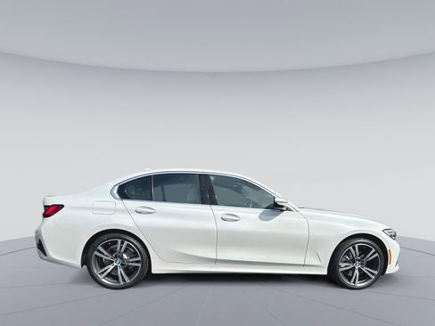 Used 2022 BMW 330i xDrive Sedan w/ Driving Assistance Package AWD/4WD image 34