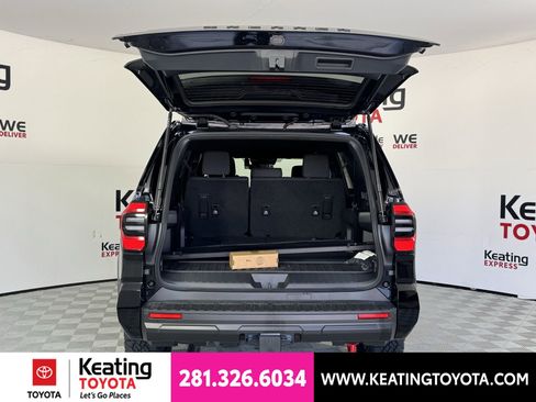 New 2026 Toyota 4Runner SR5 RWD image 11