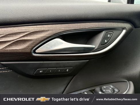 Used 2023 Buick Envision Avenir FWD image 24