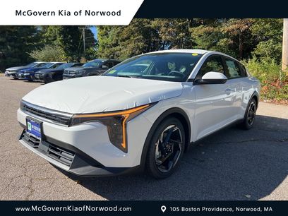 New 2025 Kia K4 EX