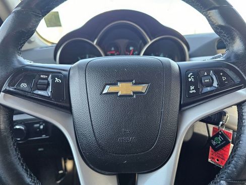 Used 2014 Chevrolet Cruze LT image 19