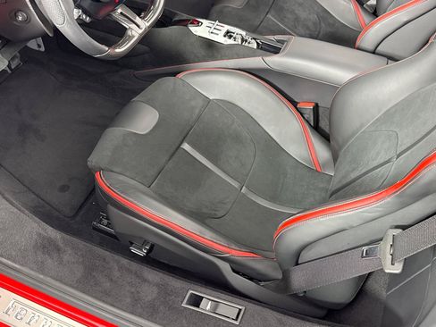 Used 2025 Ferrari SF90 Spider AWD/4WD image 21