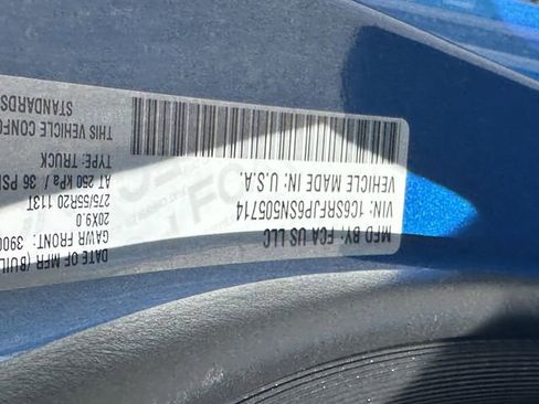 Used 2025 RAM 1500 Laramie image 31