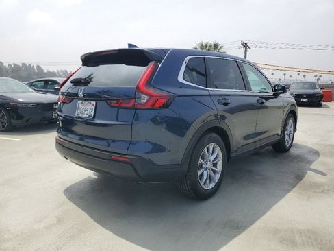 Used 2023 Honda CR-V EX-L image 3