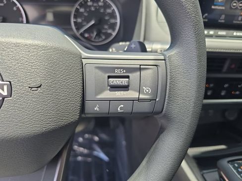 Used 2026 Nissan Rogue S FWD image 24