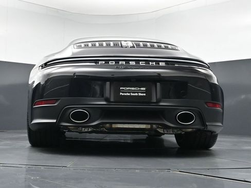 Certified 2026 Porsche 911 Targa 4S AWD/4WD image 28