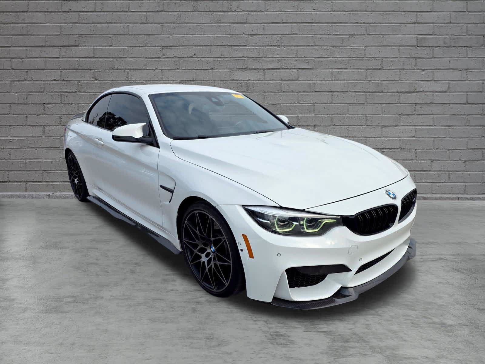 Used 2018 BMW M4 Convertible RWD image 3