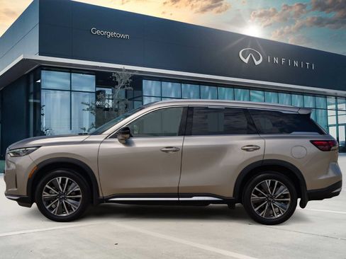Certified 2026 INFINITI QX60 Luxe w/ Cargo Package FWD image 6