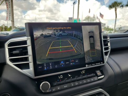 Used 2023 Toyota Tundra Platinum image 10