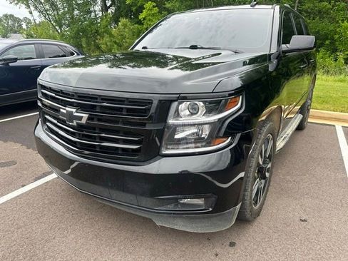 Used 2018 Chevrolet Tahoe Premier RWD image 2