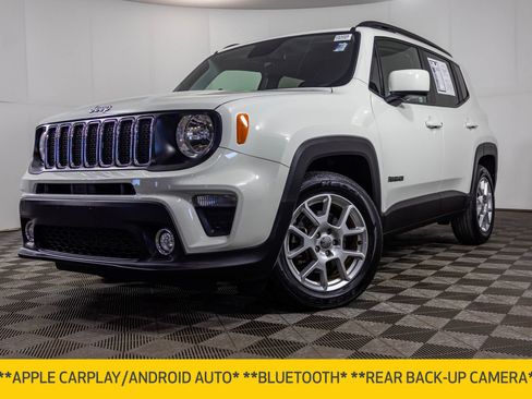 Used 2019 Jeep Renegade Latitude FWD image 2