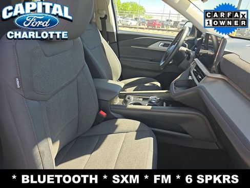 Used 2025 Ford Explorer Active RWD image 9