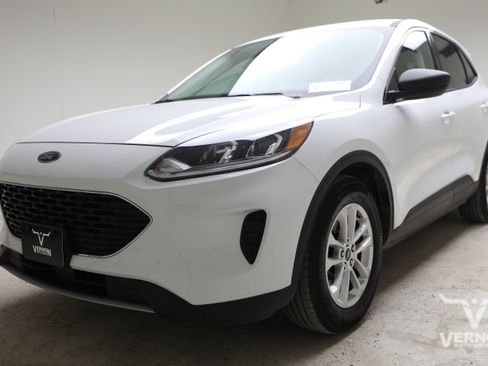 Used 2022 Ford Escape SE FWD image 1