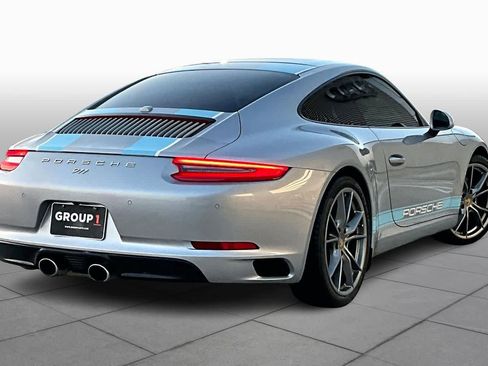 Used 2018 Porsche 911 Carrera image 10
