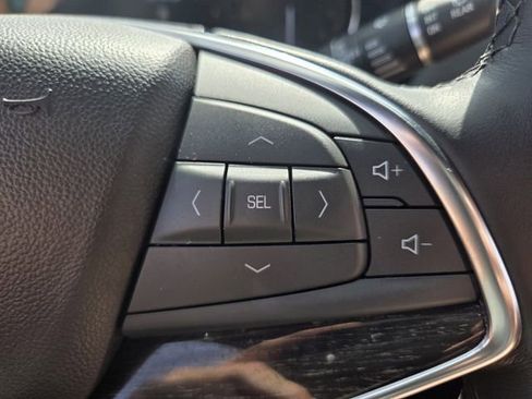 Used 2021 Cadillac XT5 Premium Luxury FWD image 29