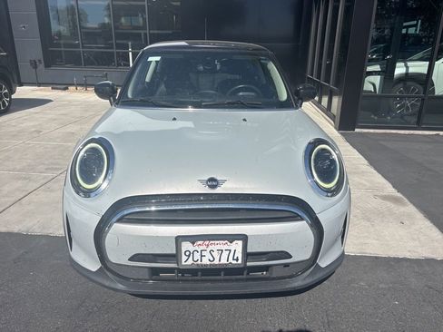Used 2023 MINI Cooper 2-Door Hardtop FWD image 2