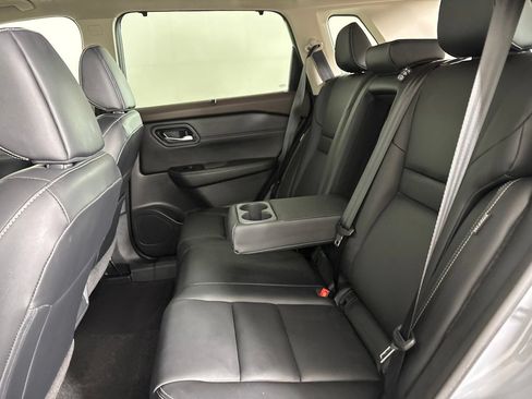 Used 2023 Nissan Rogue SL w/ SL Premium Package FWD image 27