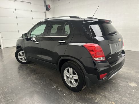 Used 2019 Chevrolet Trax LT w/ LT Convenience Package image 6