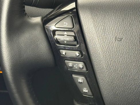 Used 2023 Nissan Armada SL w/ Cargo Package AWD/4WD image 33