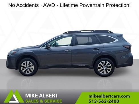 Used 2024 Subaru Outback Premium AWD/4WD image 4