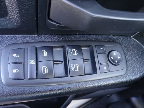 Used 2021 RAM 1500 Tradesman image 41