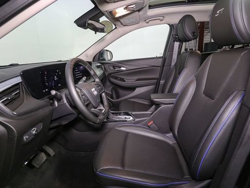 Used 2025 Buick Encore GX Sport Touring w/ Experience Buick Package AWD/4WD image 39