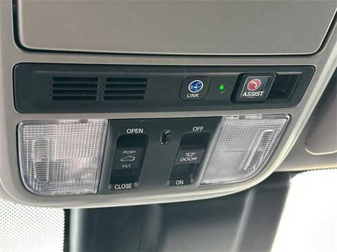 Used 2019 Honda Odyssey Touring image 34